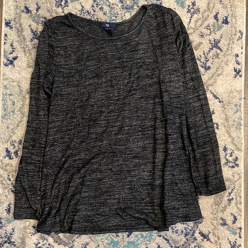 Small GAP pullover sweater